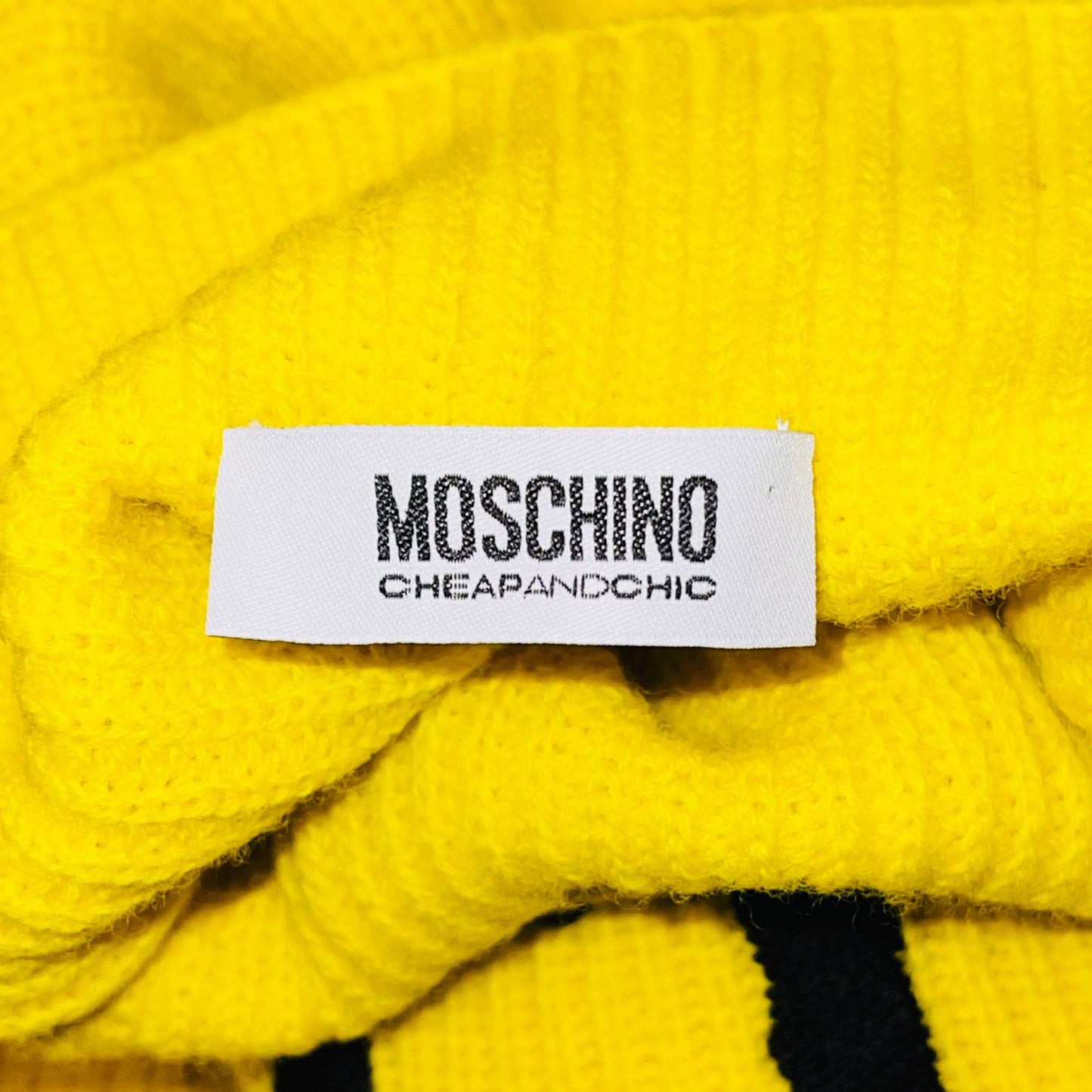 MOSCHINO “Creative Director” Chunky Yellow Knit Sweater - US 8